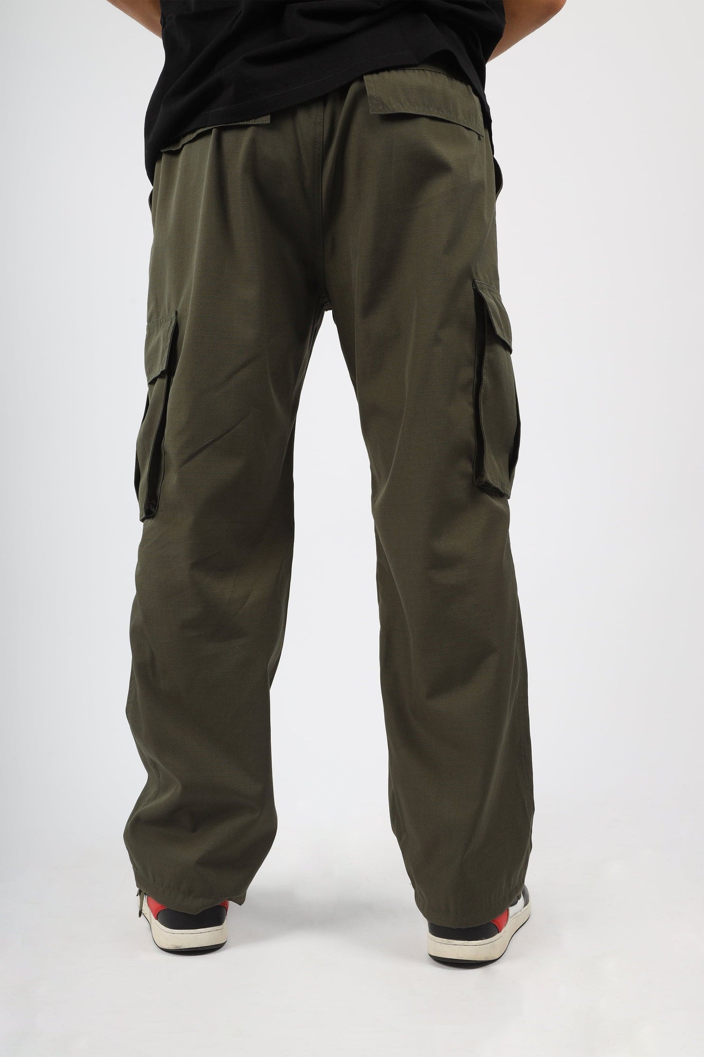 Pantalon cargo en tissu ripstop -Vert militaire- Relaxed fit