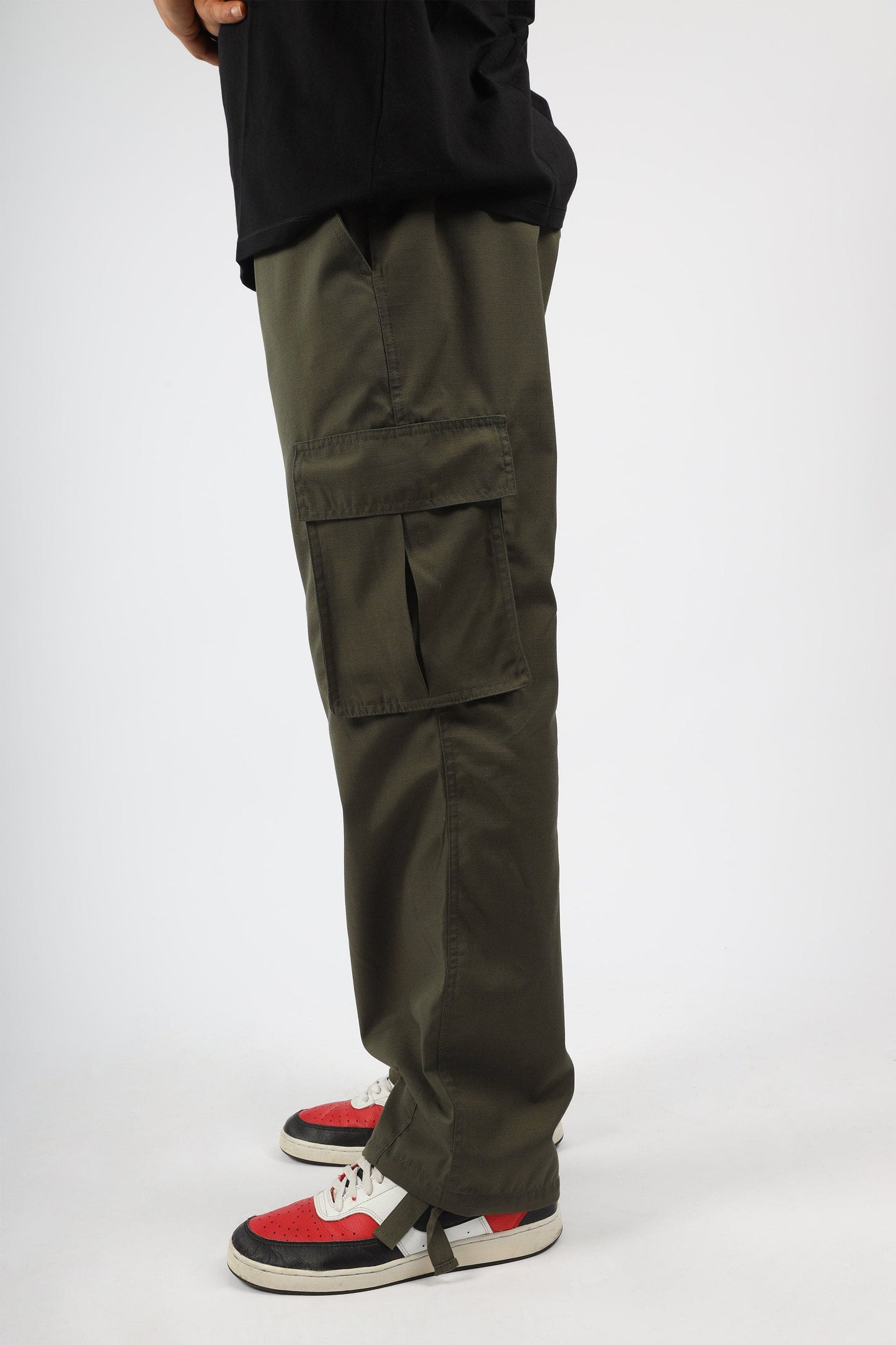 Pantalon cargo en tissu ripstop -Vert militaire- Relaxed fit